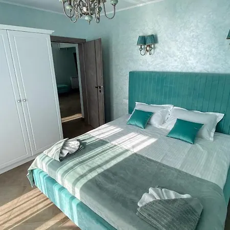 Myosotis By The Lägenhet Mamaia